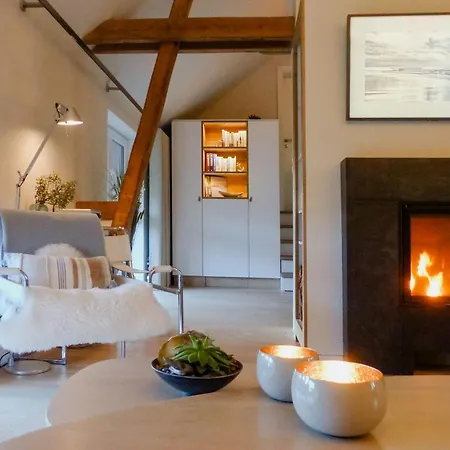 Vakantiehuis Nordic Flair In Bright Attic