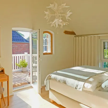Nordic Flair In Bright Attic Vakantiehuis *